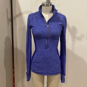 Lululemon / Runners Half Zip Pullover / size 4 / like new